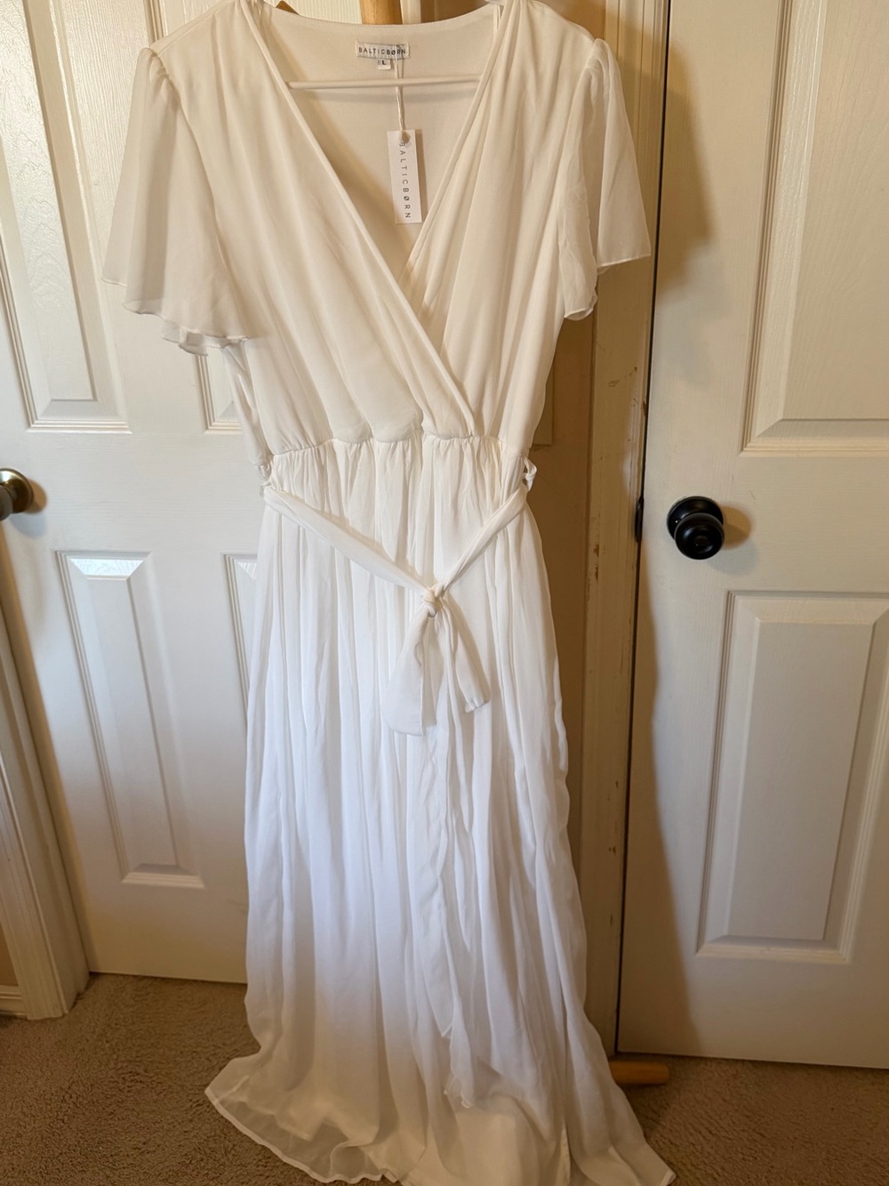 NWT Baltic Born White Chiffon Wrap Maxi Dress with Tie Waist